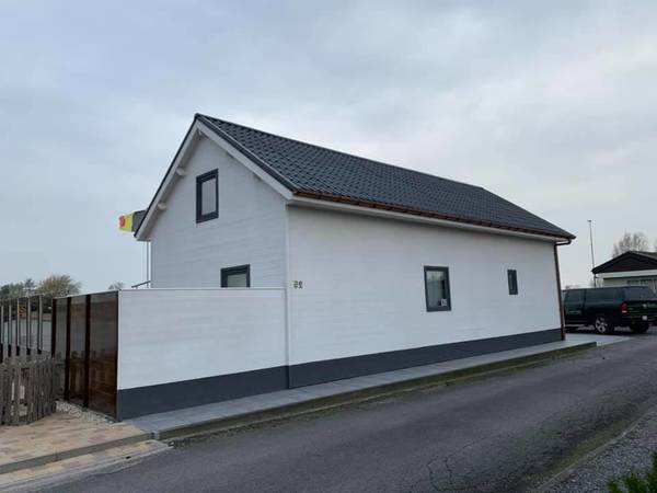 huisnummer op gevel boerderij