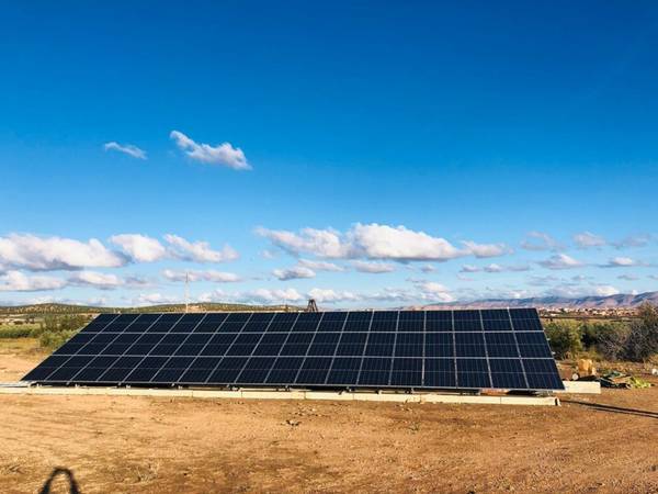 recharger batterie voiture avec panneau solaire